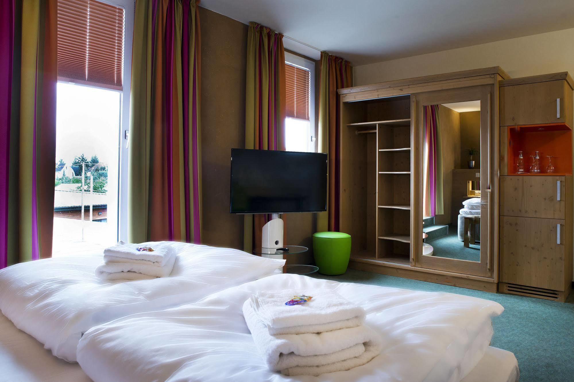 Sonn'Idyll Hotel & Saunalandschaft Rathenow Exterior photo