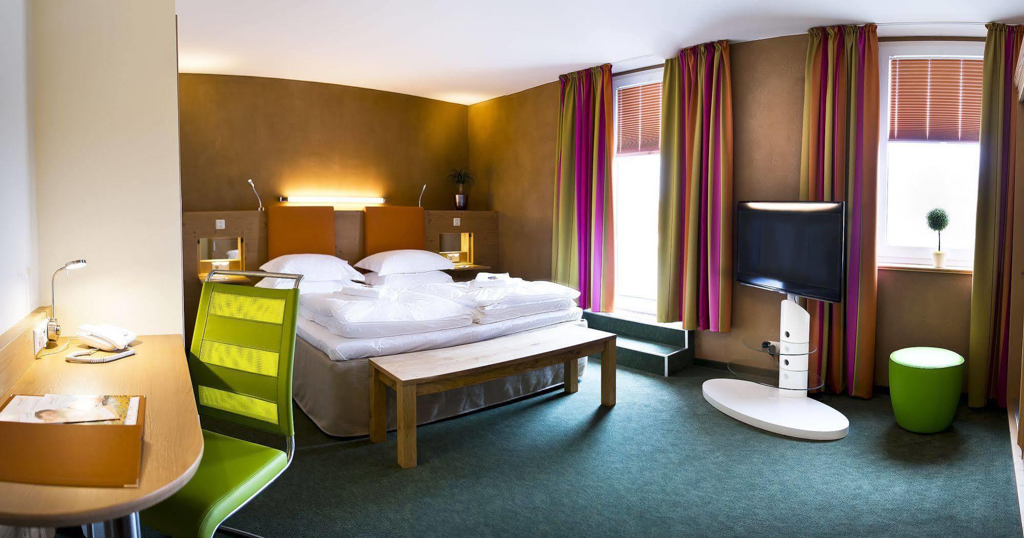 Sonn'Idyll Hotel & Saunalandschaft Rathenow Exterior photo