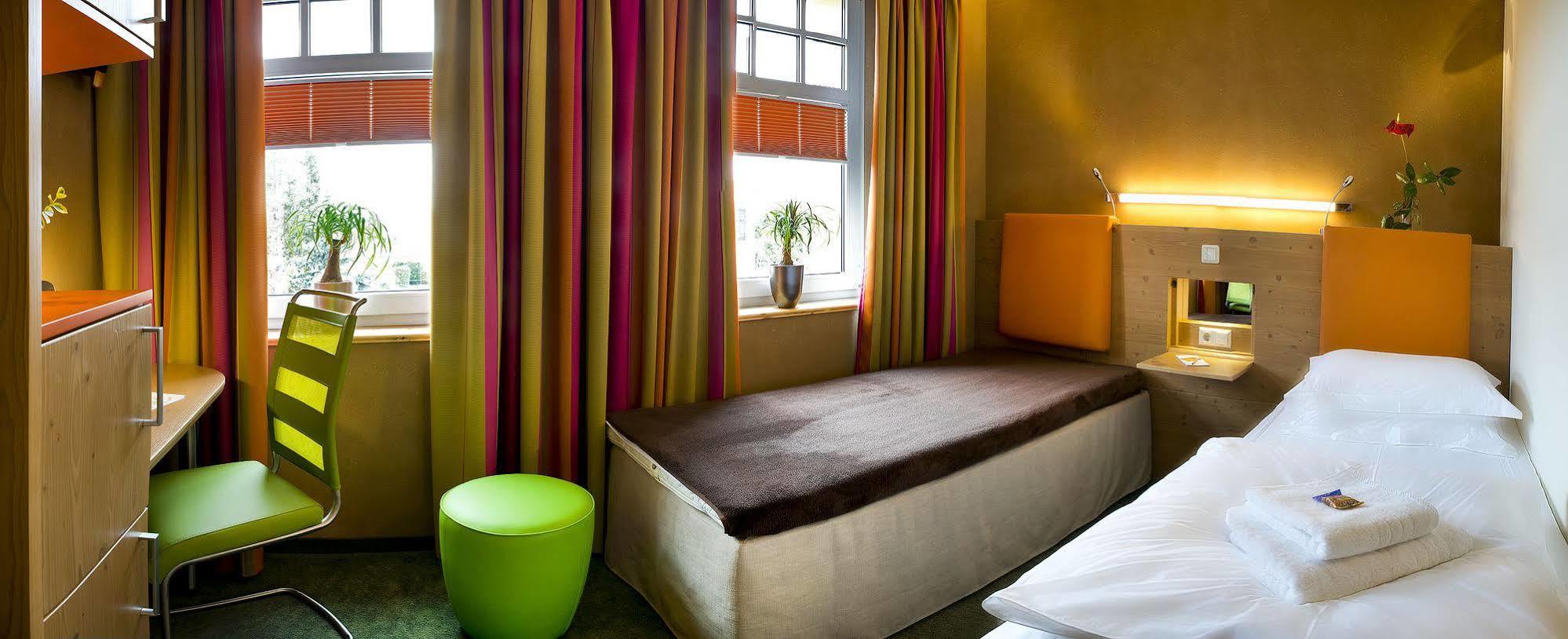 Sonn'Idyll Hotel & Saunalandschaft Rathenow Exterior photo